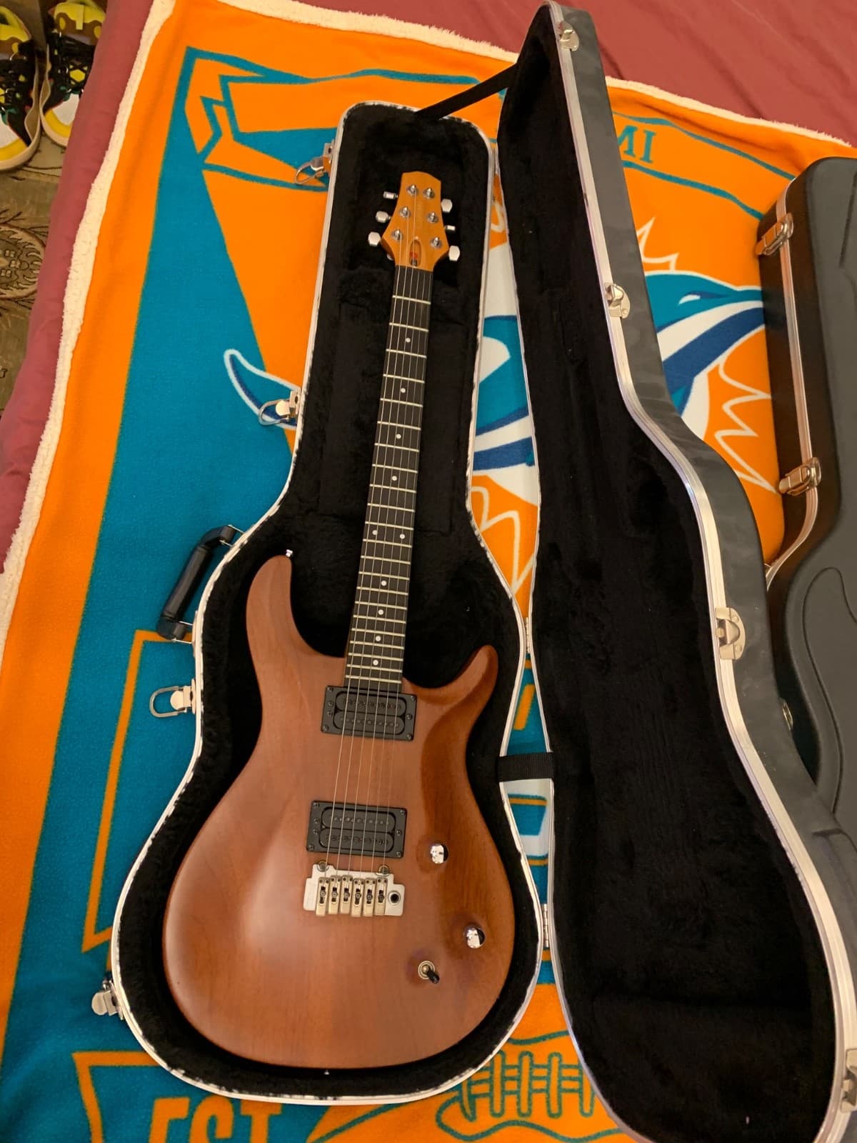 Carvin CS3 Electric Guitar | Mahogany Body&Neck Low ActionSperzel Locking Tuners