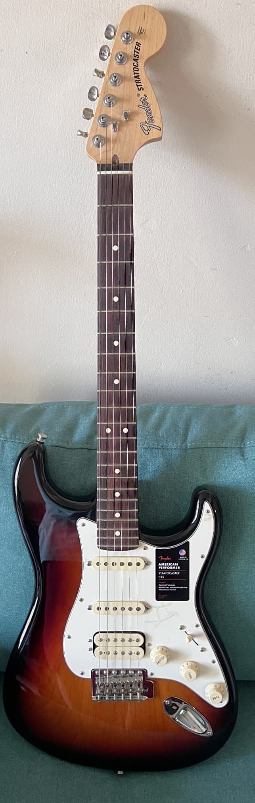 Fender American Performer Stratocaster HSS Rosewood fingerboard electric guitar