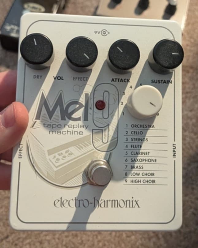Electro-Harmonix MEL9 Tape Replay Machine Mellotron Emulation Guitar Pedal EHX
