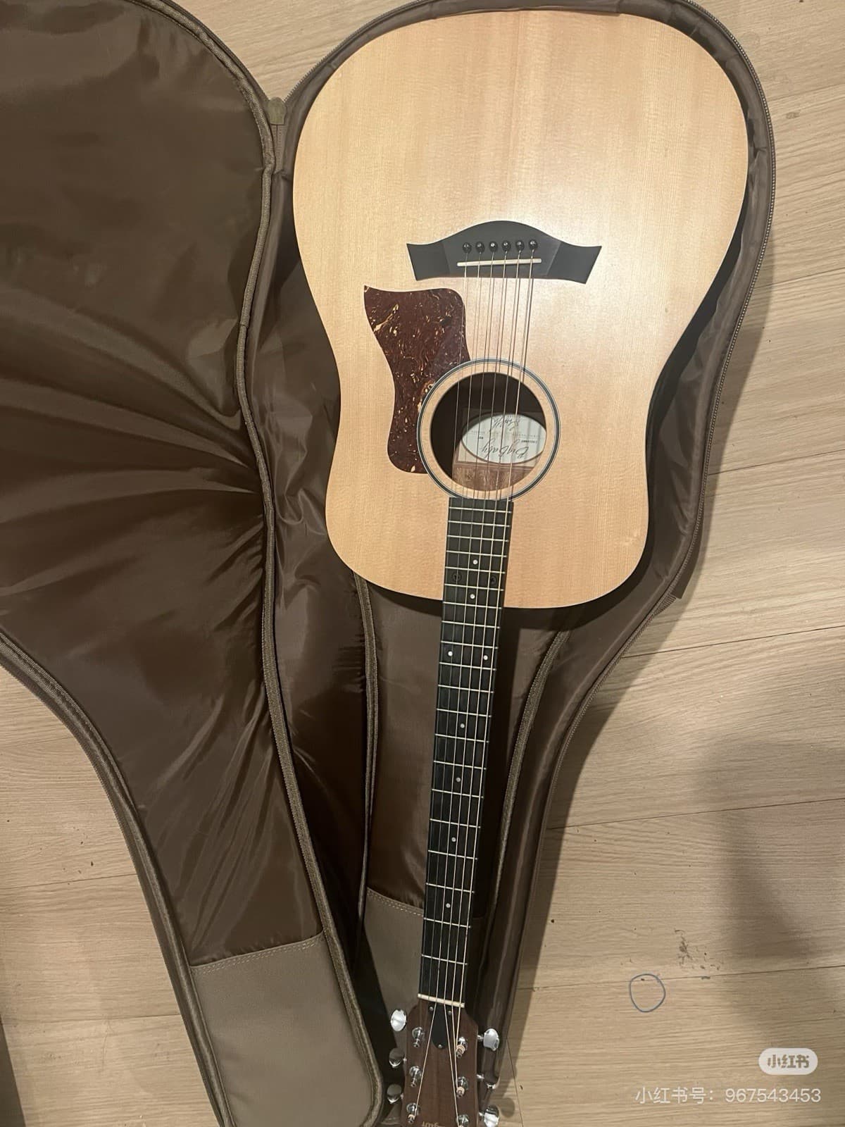 BigBaby Taylor Acoustic Guitar 6-String Natural with Gig Bag