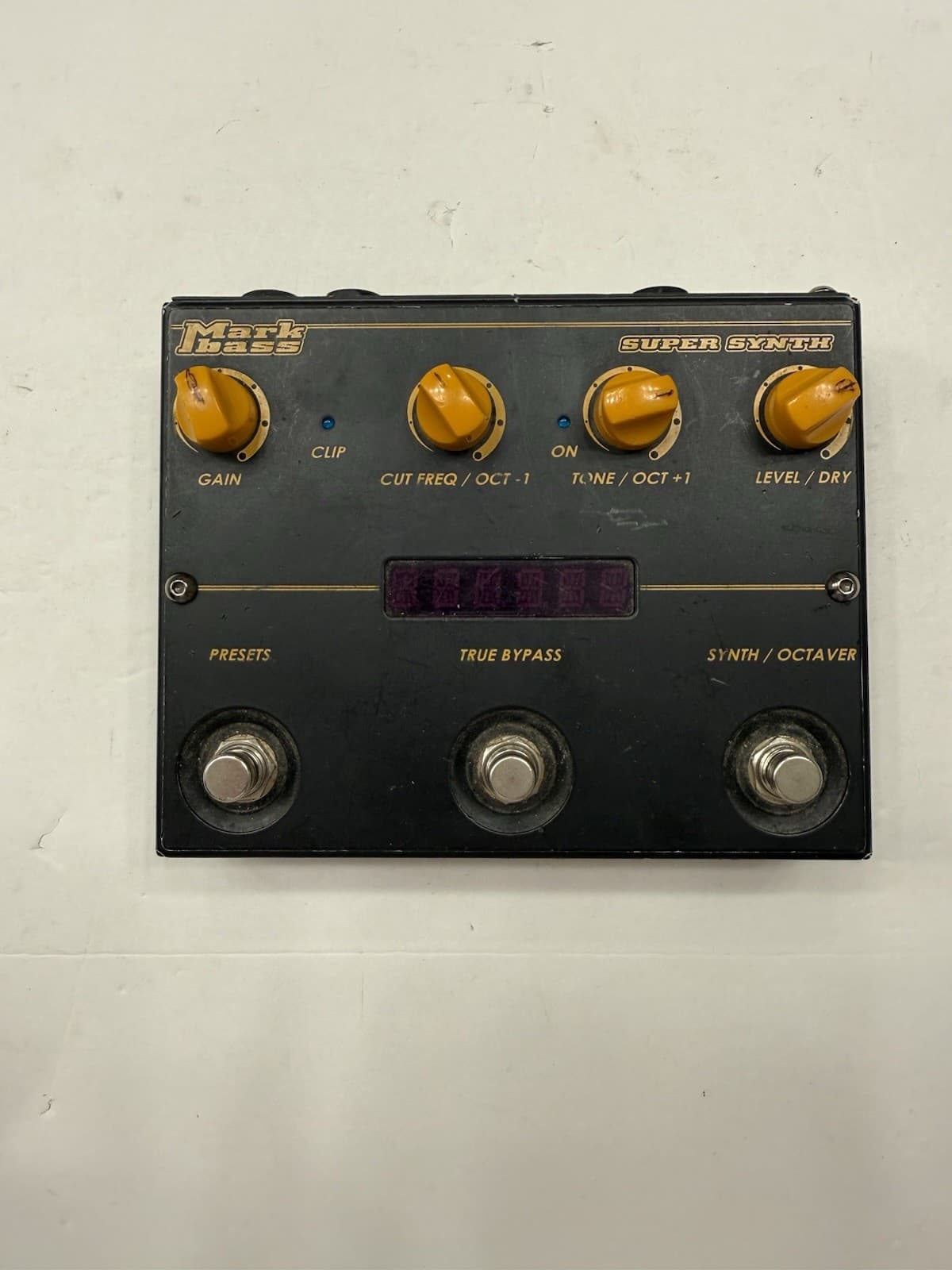MarkBass Super Synth Synthesizer Octaver Mark Bass Guitar Effect Pedal + PSU