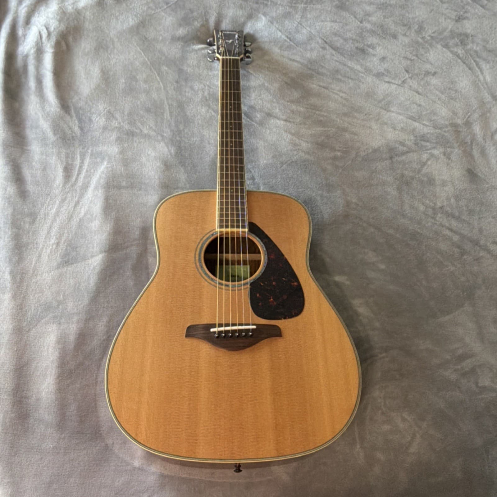 Yamaha FG830 Dreadnought 6-String Acoustic Guitar Natural Full Size
