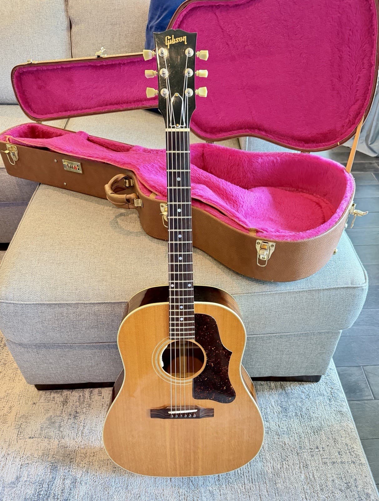 VINTAGE Gibson J-50 1990 Acoustic Guitar W/Anthem Pickup & OHSC BEAUTIFUL