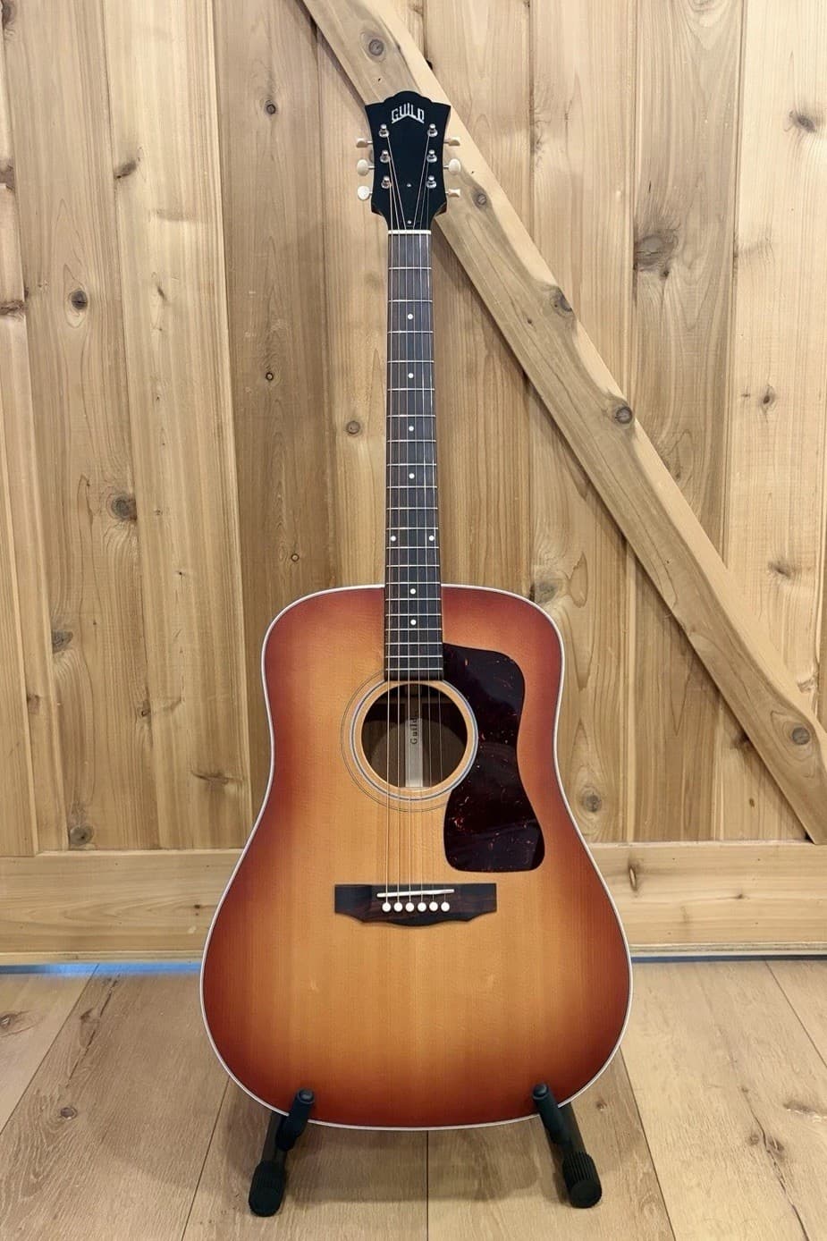 2024 Guild D-40 Standard STD US Acoustic Guitar Antique Burst Original Hard Case