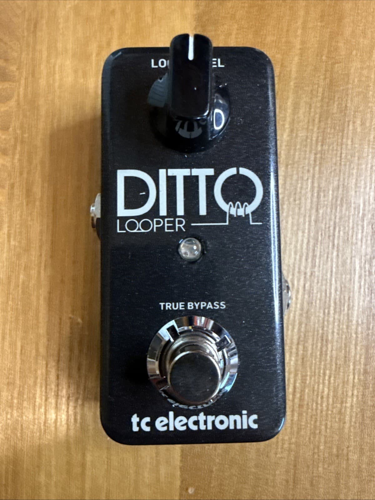 TC Electronic Ditto Looper Digital Pedal for Electric & Acoustic Electric Guitar