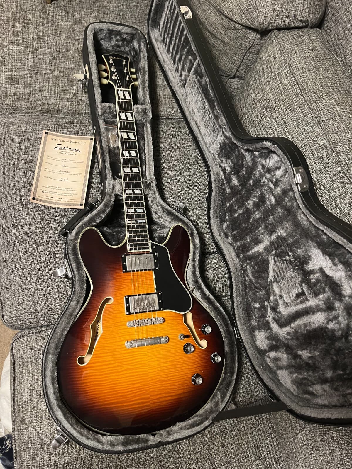 Eastman T486-SB Thinline Archtop 2010s - Sunburst with Case