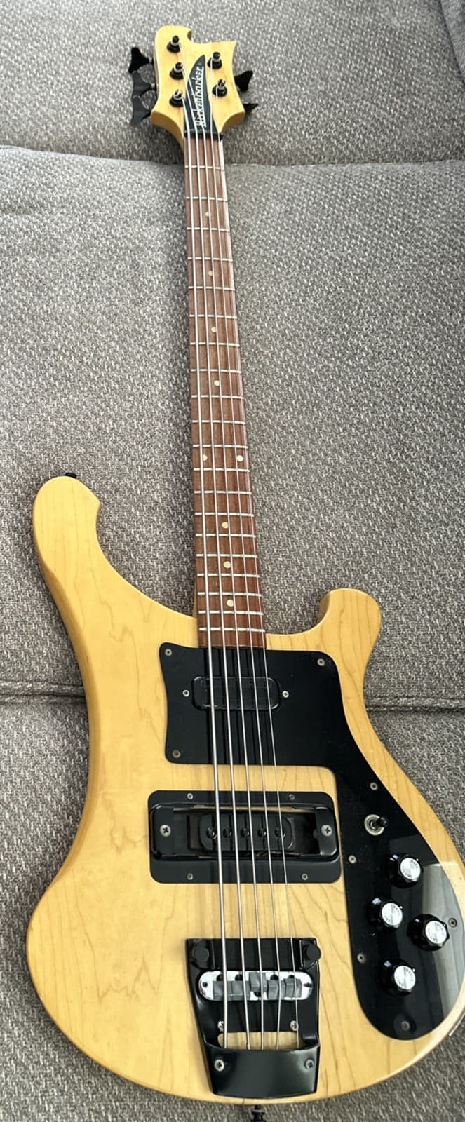 Vintage 1987 Rickenbacker 4003S/5 Bass Guitar In Mapleglo With Black Hardware
