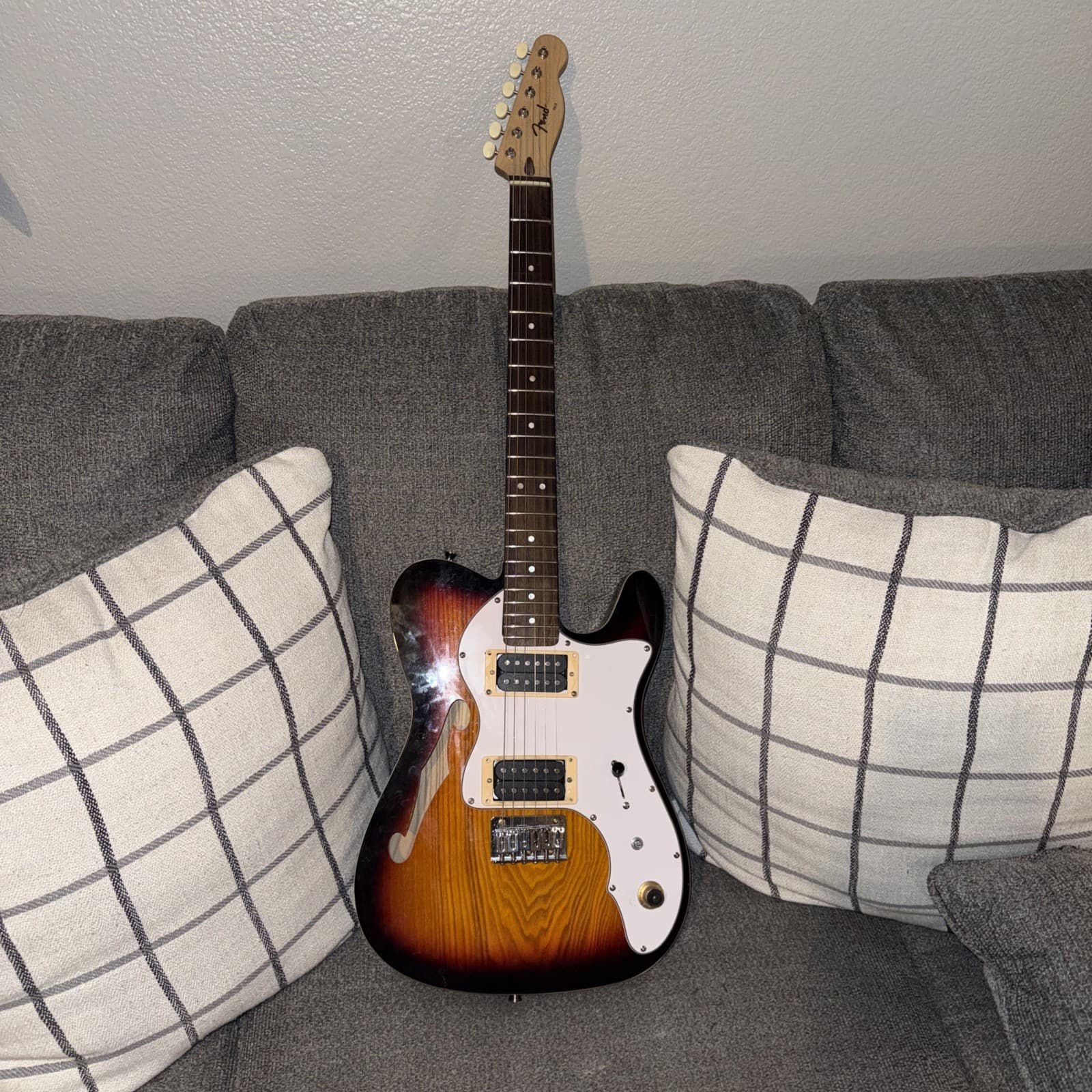 Fender Telecaster Thin line 6-String Electric Guitar Classic Vibe 70’s REPLICA