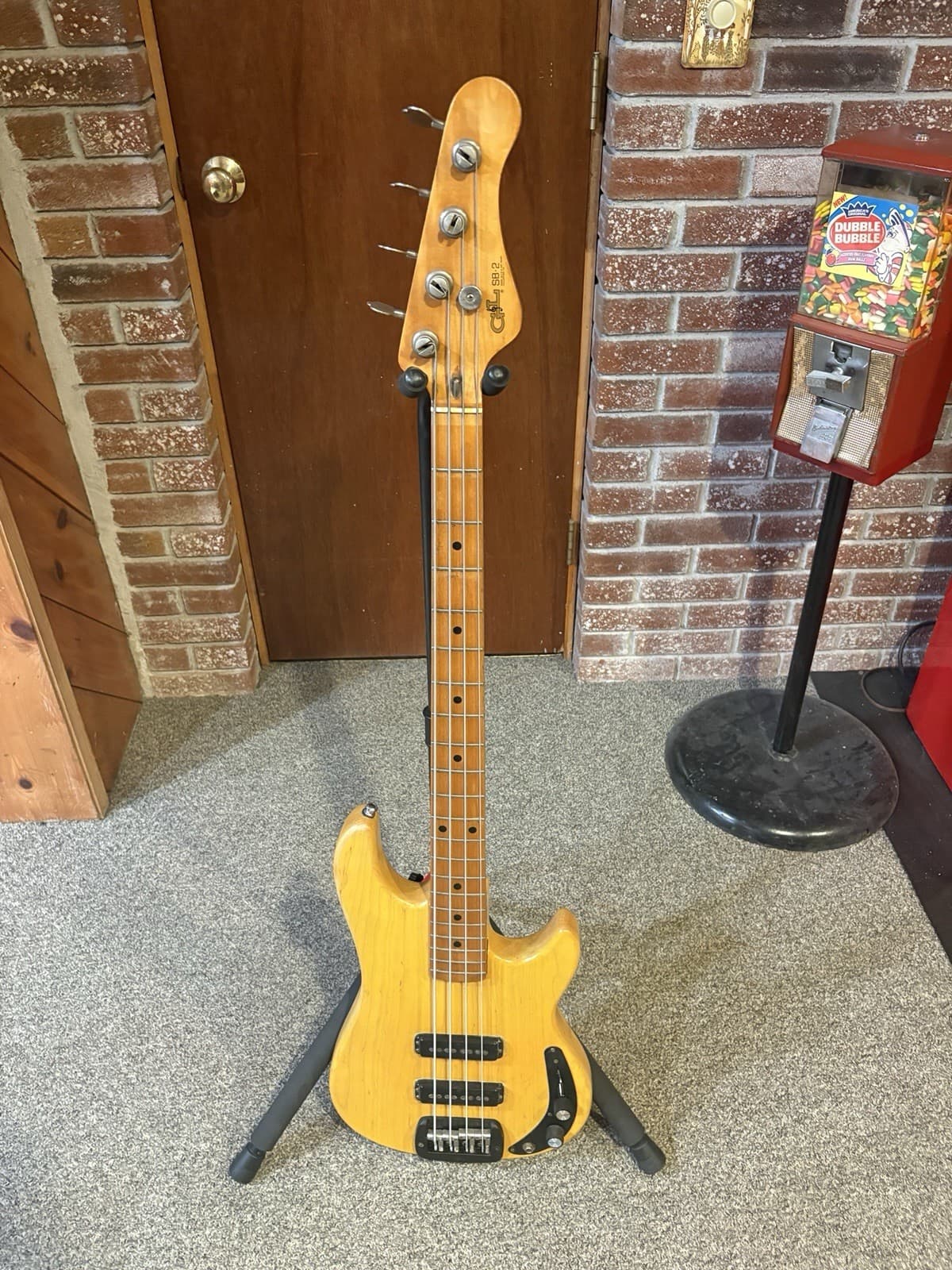 G&L SB-2 Vintage Bass Guitar