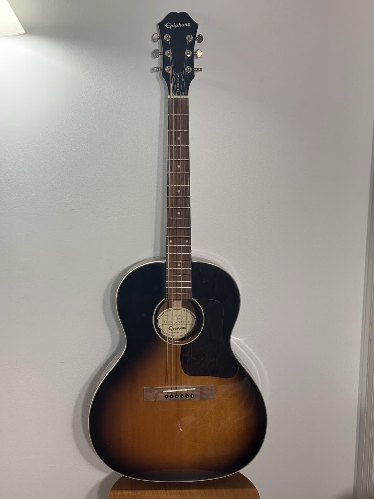 Epiphone EL-00 Pro Acoustic/Electric Guitar Vintage Sunburst