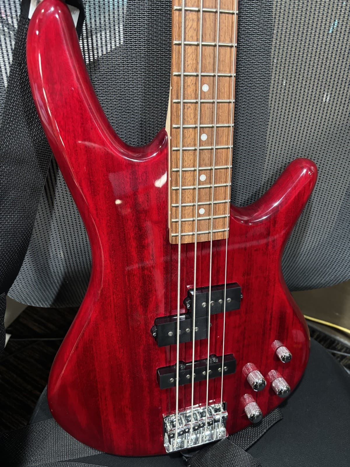 IBANEZ GSR200 RED BASS ME#70237-1 PICKUP ONLY