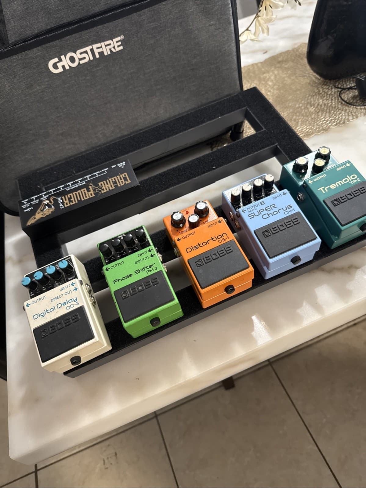 All BOSS pedalboard LOT of 5 Guitar Effects Pedals and Case Vintage