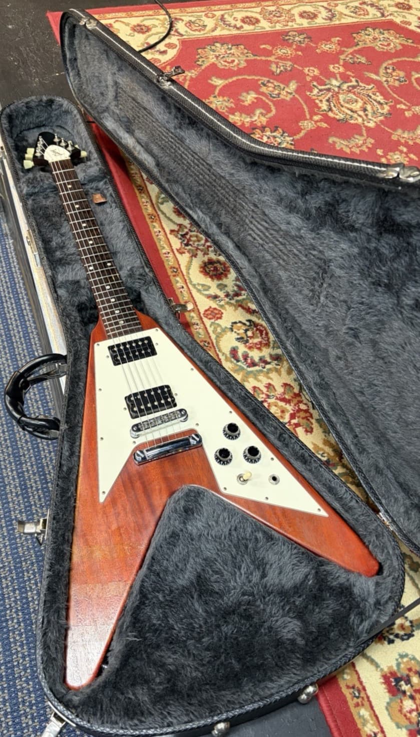 Gibson Flying V Guitar , 2007 Faded model with Gibson Hardshell Case