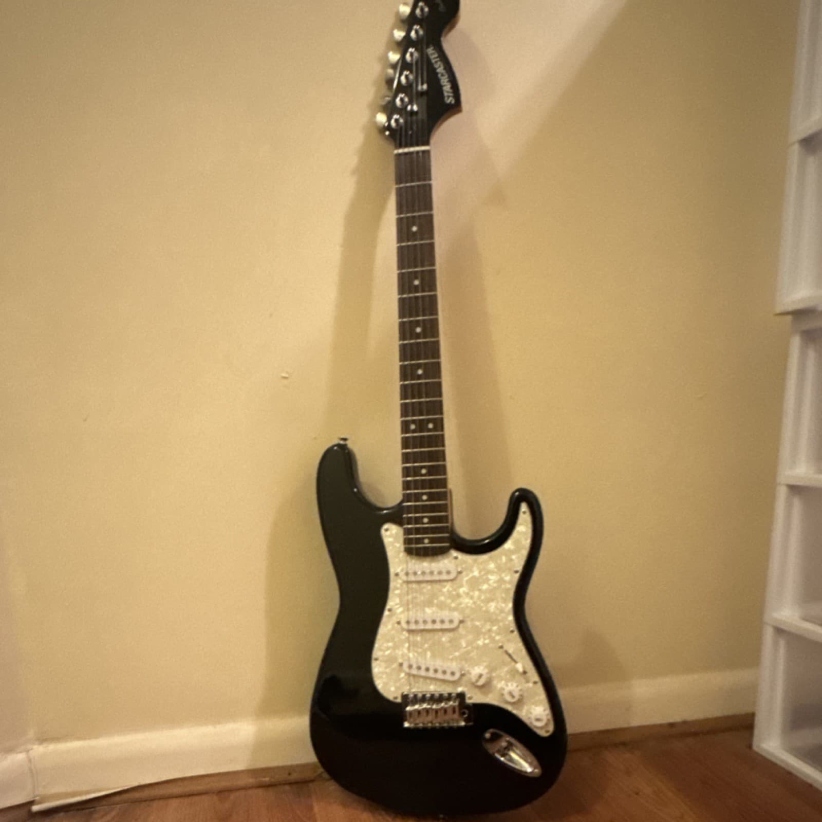 Fender Starcaster Electric Guitar Black 6-String Solid Body with Gig Bag