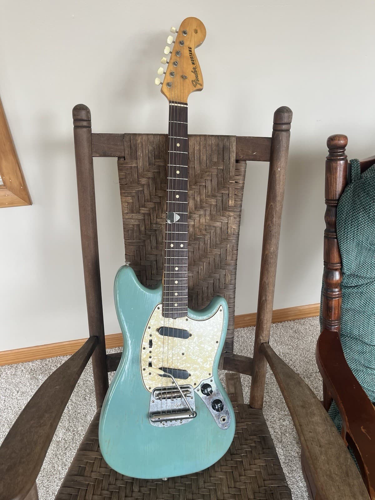 Vintage Fender Mustang 1966 w/ Case MPN 159854