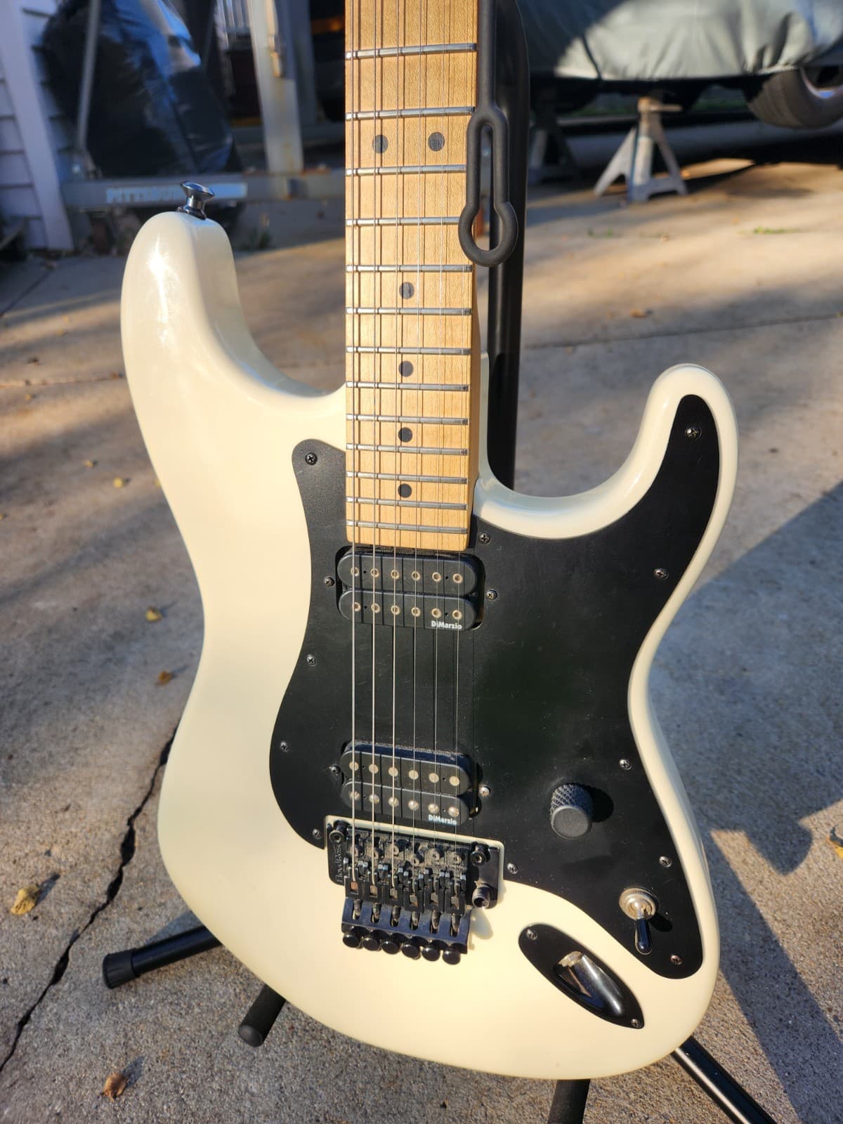 Charvel USA SO-CAL 2009 White Maple Fretboard