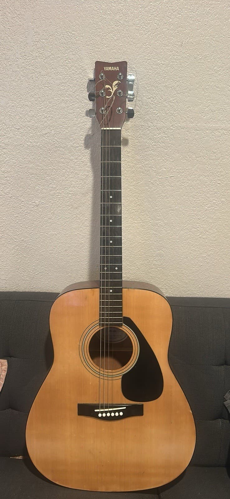 Folk Acoustic Guitar Yamaha FG-401 Natural Dreadnought 1990s Good Condition