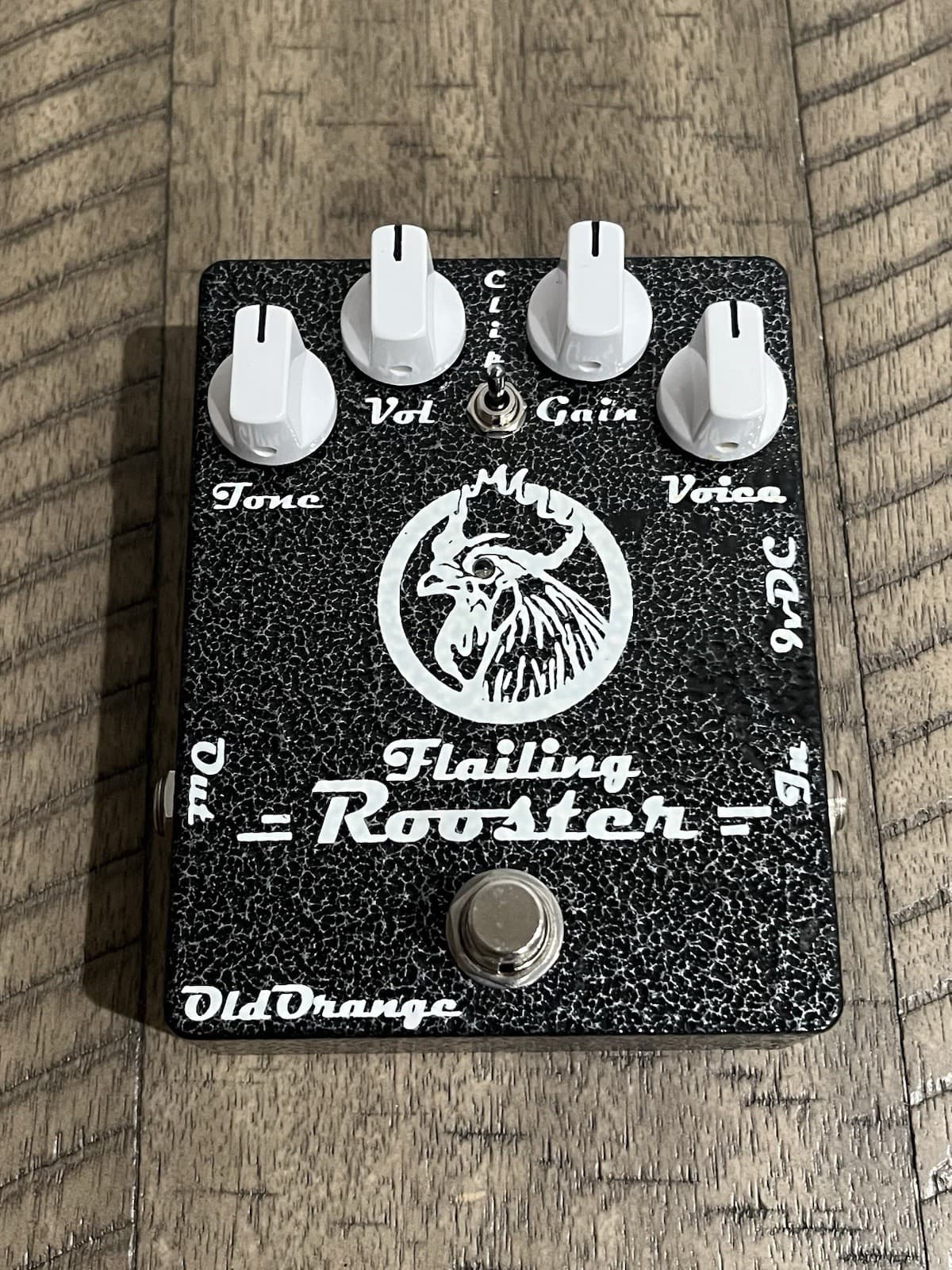Old Orange Flailing Rooster Devices Fuzz Rocker Pedal for Electric Guitar 9vDC