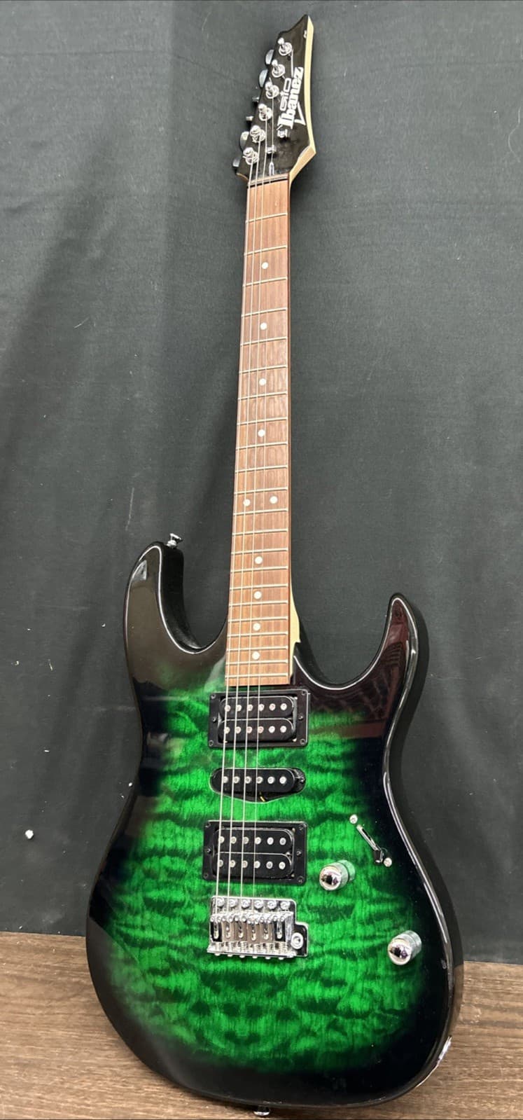 Ibanez GIO 6-String Electric Guitar (Emerald Burst)