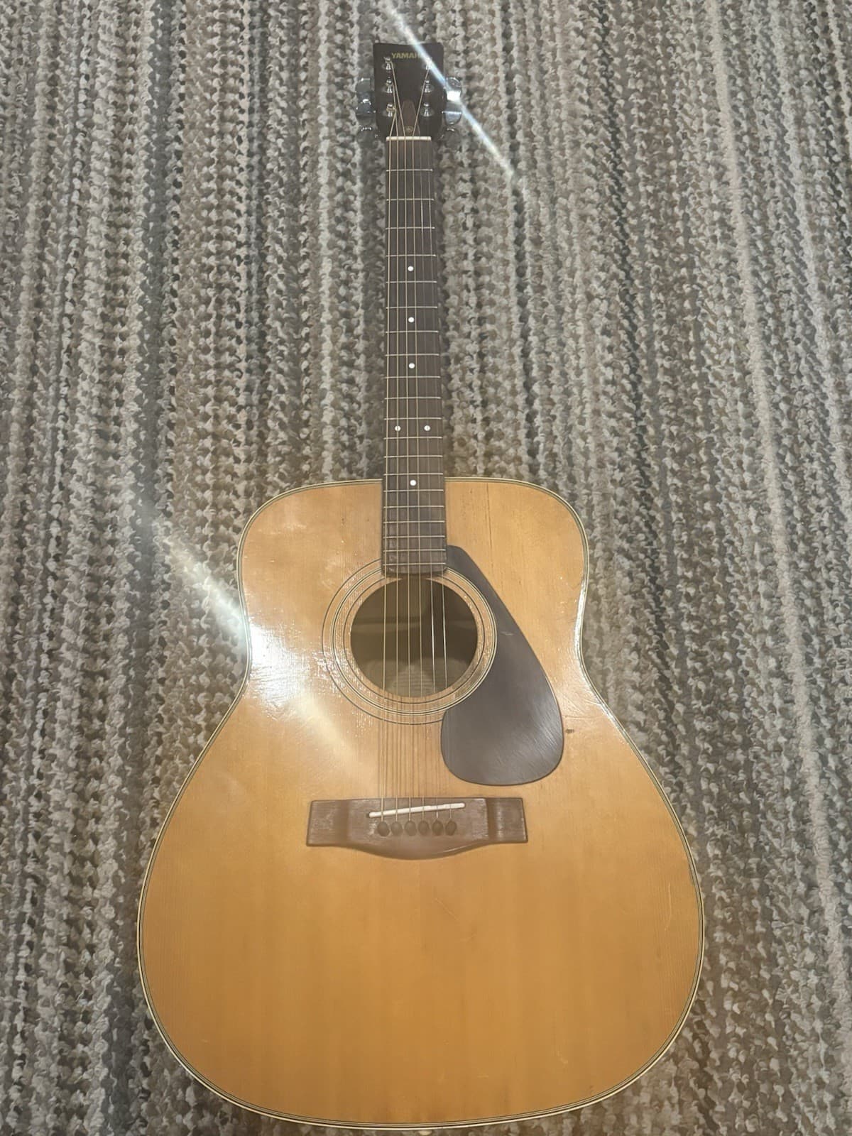 Yamaha F-335 Dreadnaught Acoustic Guitar - Slide Guitar