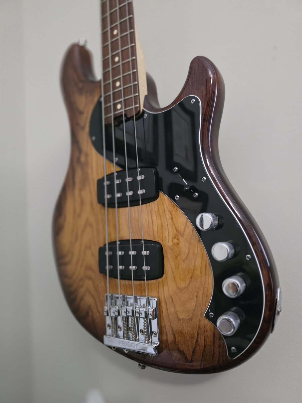 Fender Dimension IV Deluxe HH Bass Guitar- Made in USA !!