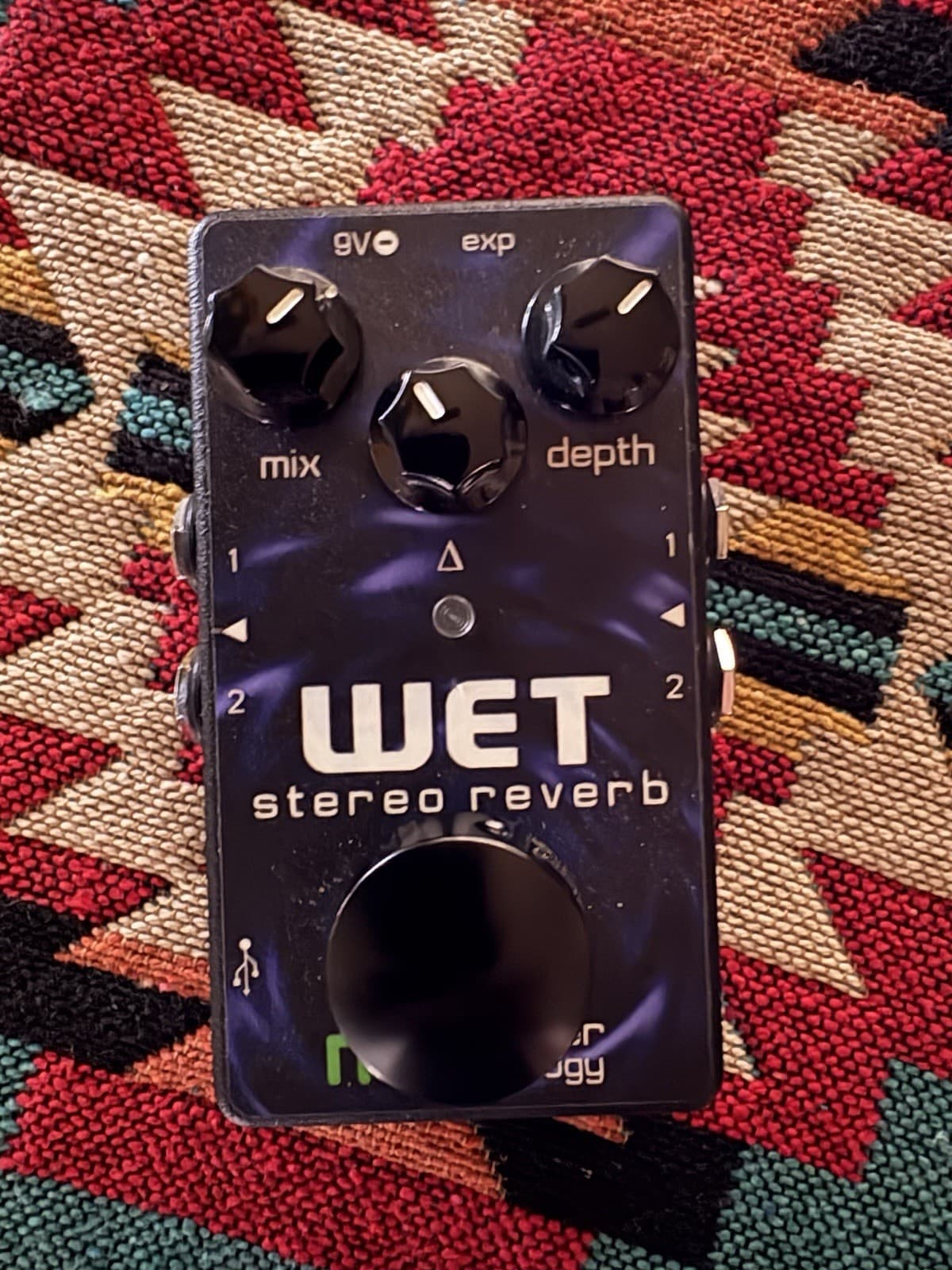 Neunaber WET Stereo Reverb Pedal V1 Guitar Effect Working Great!