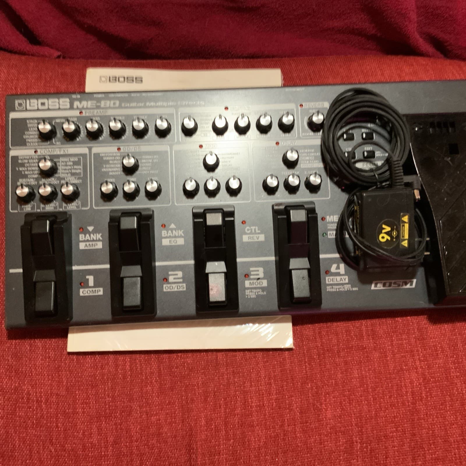 Boss ME-80 Multi-Effects Guitar Pedal w Power Supply & Manual