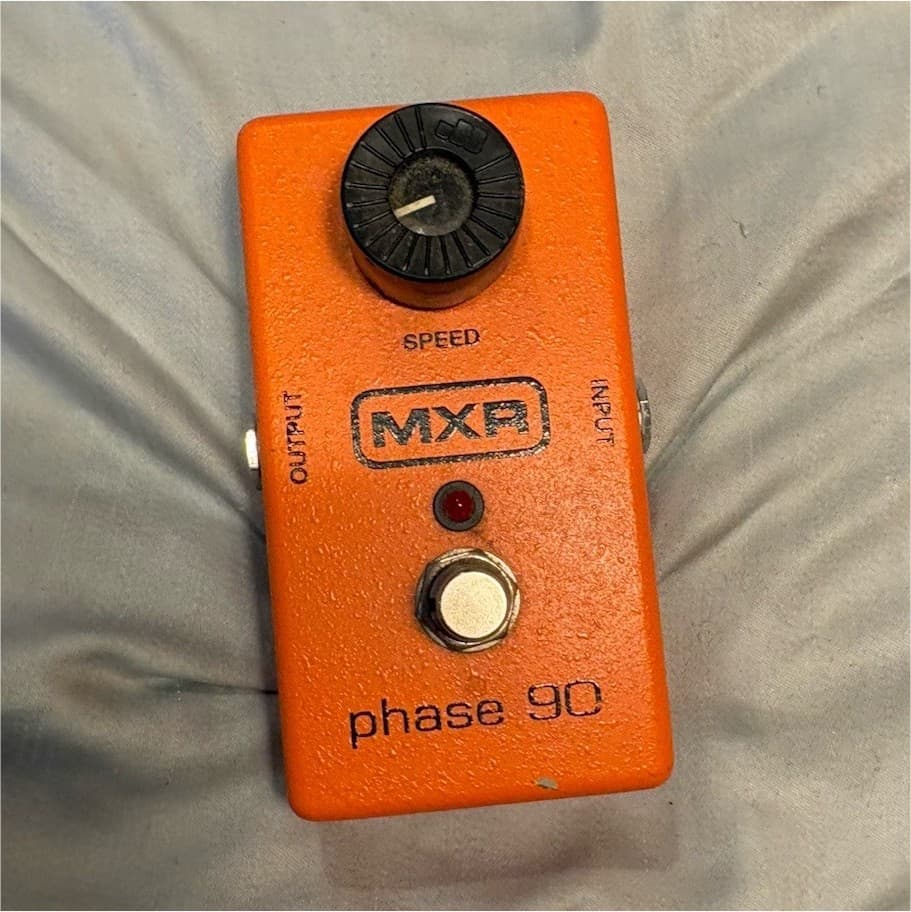 MXR Phase 90 Analog Phaser Effects Pedal for Electric Guitar, Classic Stompbox