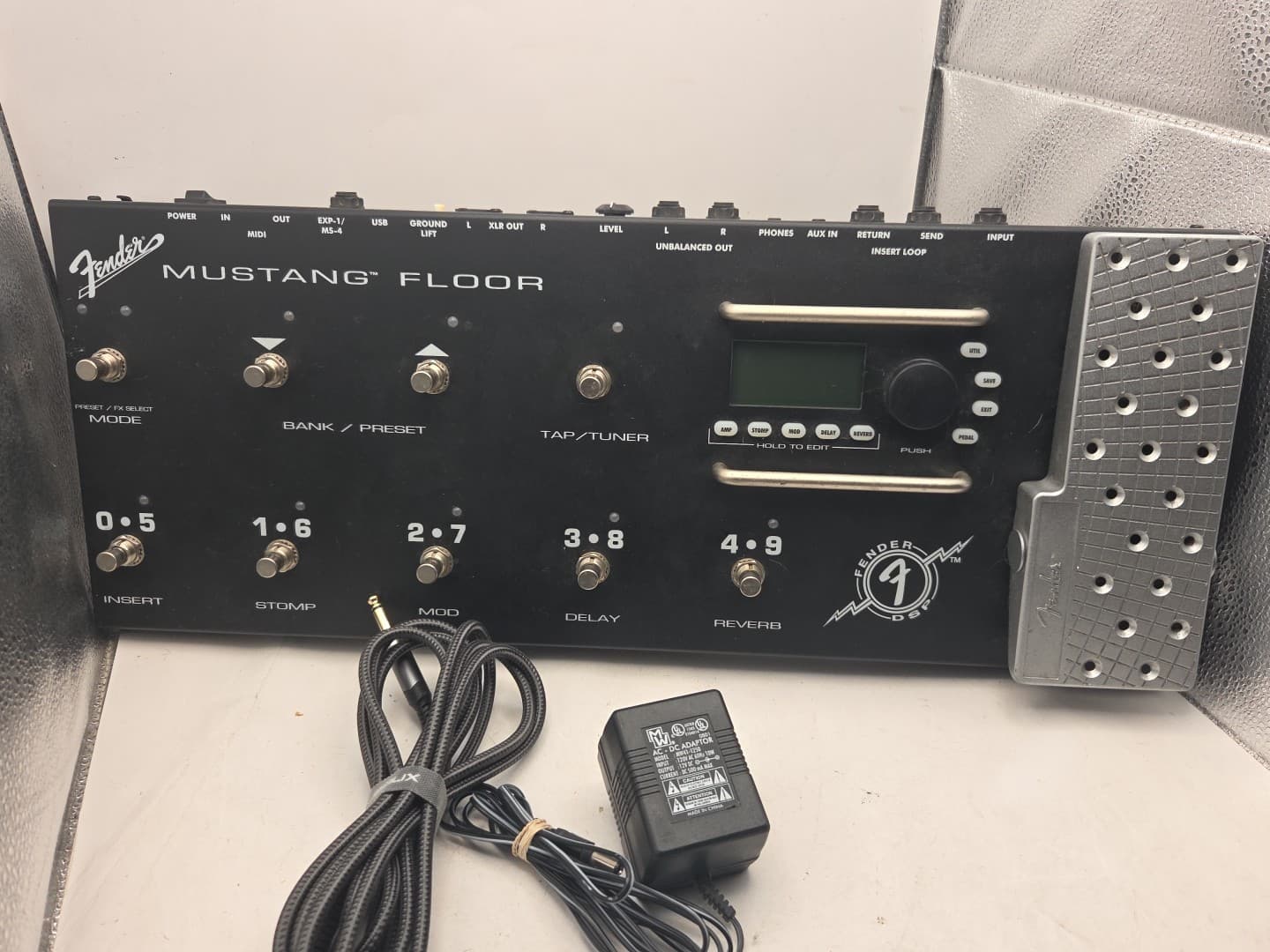 Fender Mustang Floor Guitar Multi Effector Pedal With Power Cord Tested Works