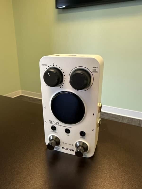 Loop Guitar Pedal Drum Machine Effect Pedal Auto Record 300 Mins w/Touch Screen