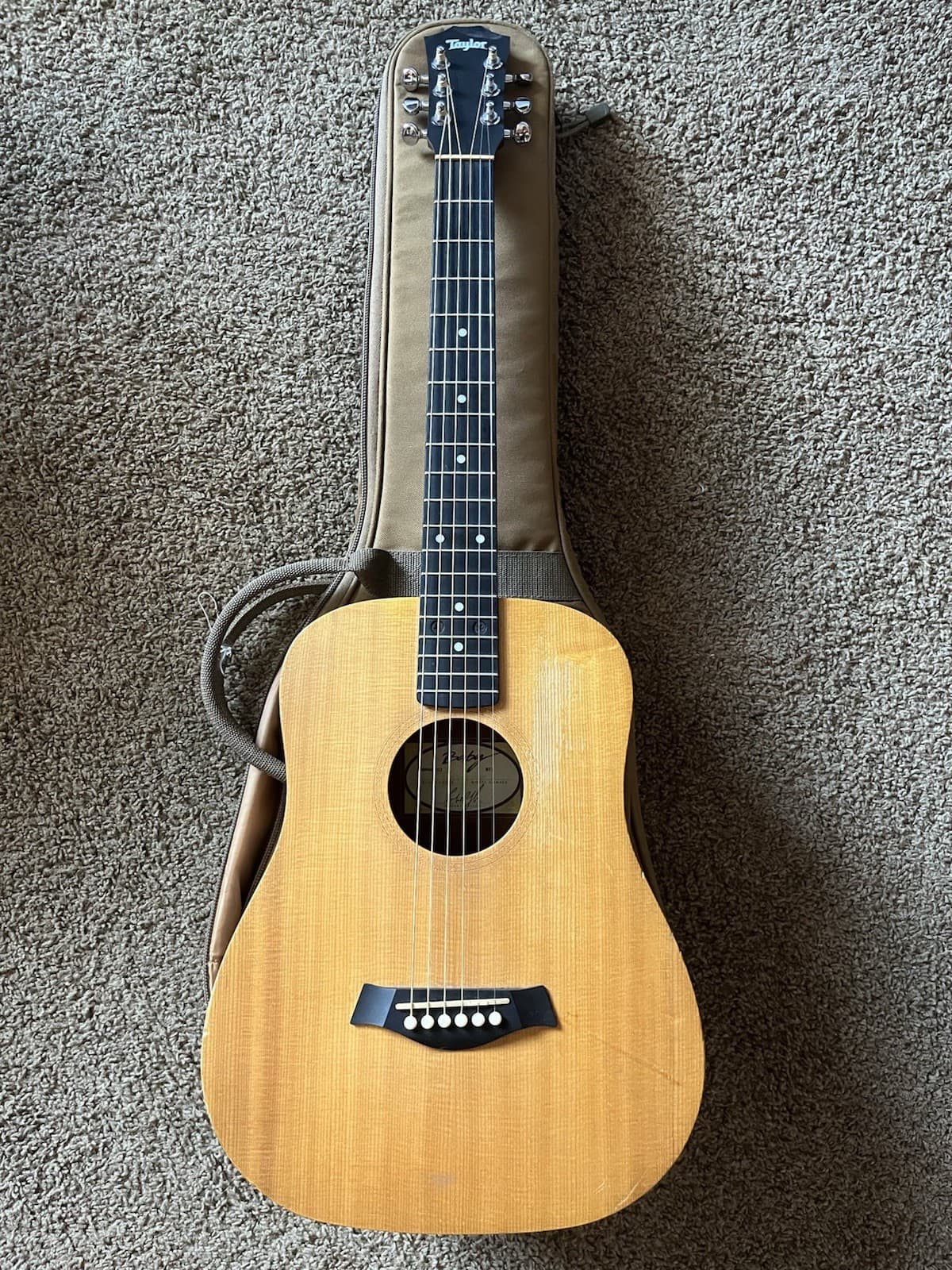 Taylor Baby BT1 Acoustic Guitar w/Case