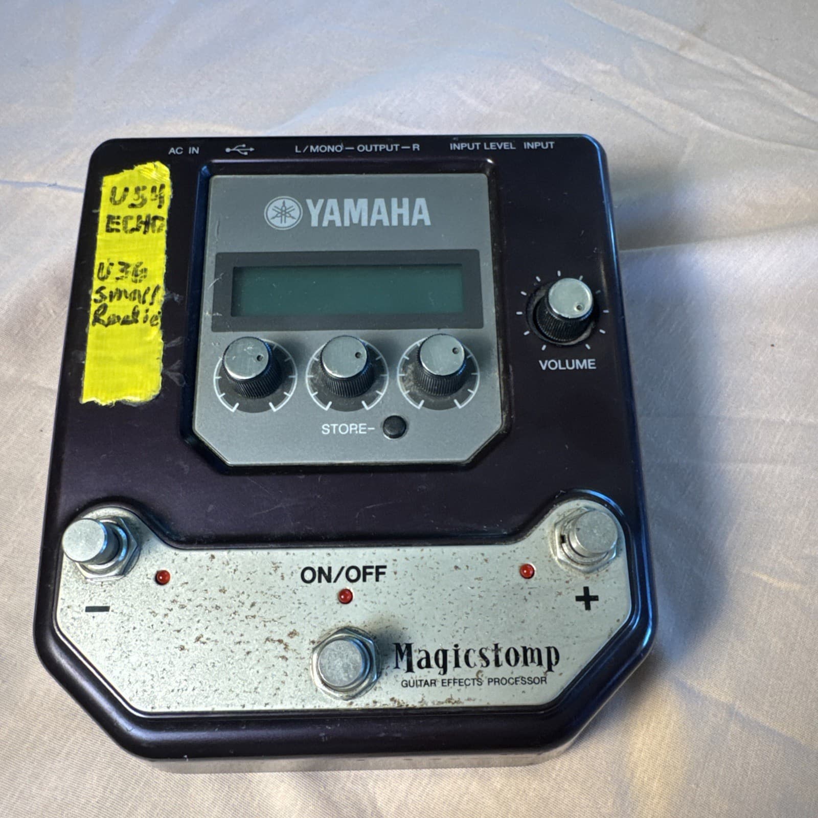 Yamaha Magicstomp UB99 Guitar Effects Processor w/ power supply 100-240V tested