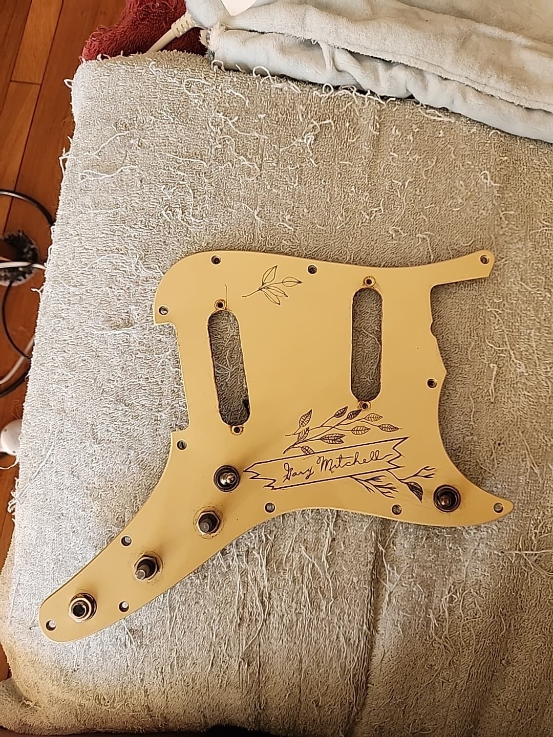 1960 FENDER DUO SONIC, MUSICMASTER, MUSTANG ORIGINAL PICKGUARD ASSY
