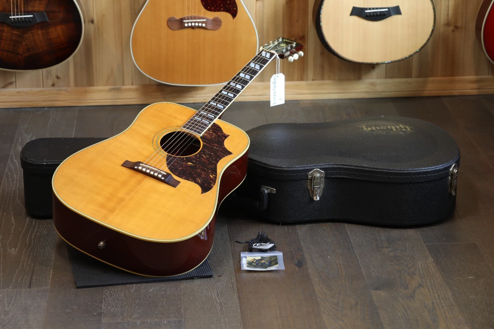 2000 Gibson Sheryl Crow Signature Country Western Signed Guitar Natural + OHSC