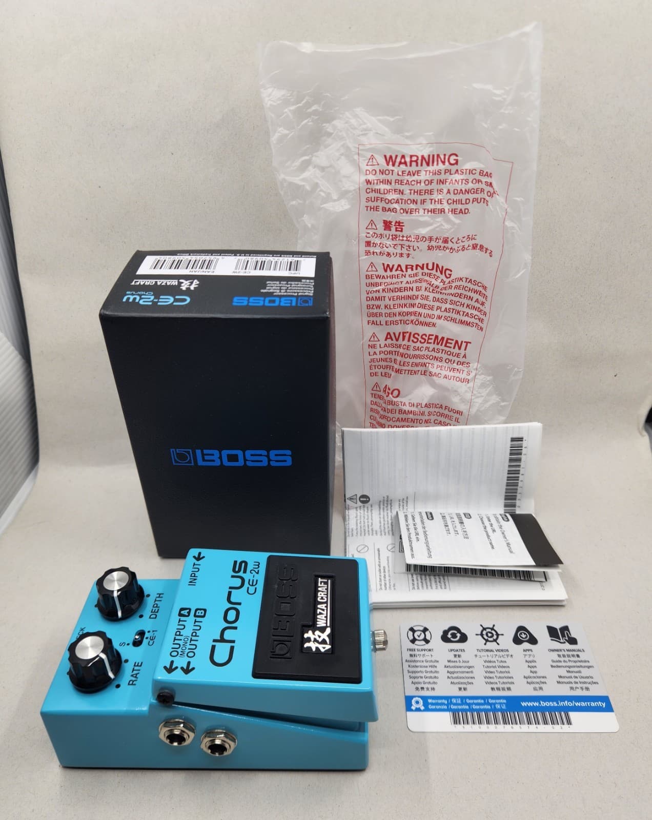 BOSS Waza Craft CE-2W Chorus Guitar Effects Pedal Great, Lightly Used Condition