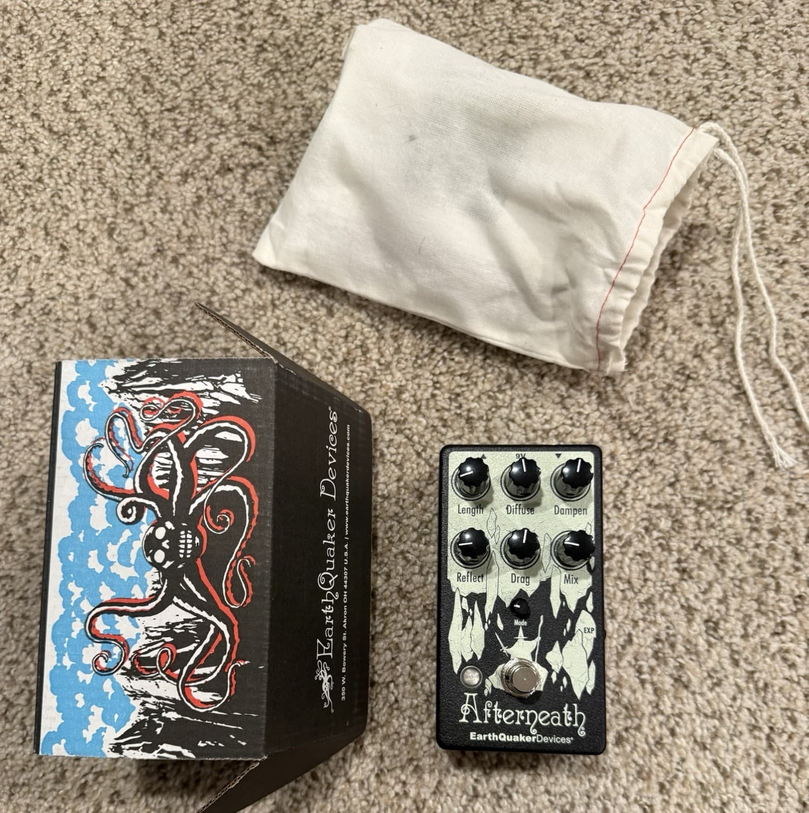 Guitar Pedal - EarthQuaker Devices Afterneath V3 Reverb Pedal - Mint