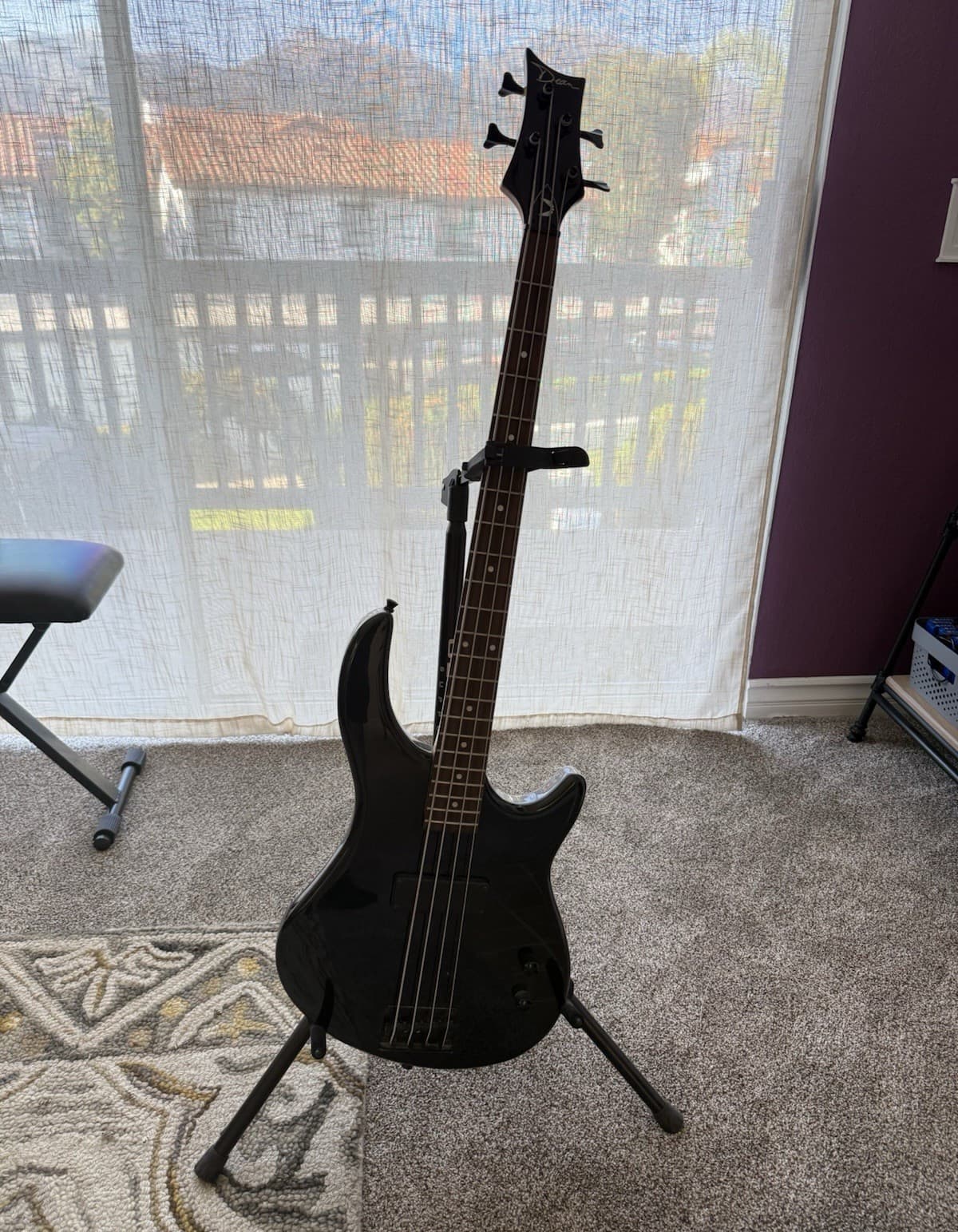 Dean Edge 4-String Solid Body Electric Bass Guitar, Right-Handed, Black
