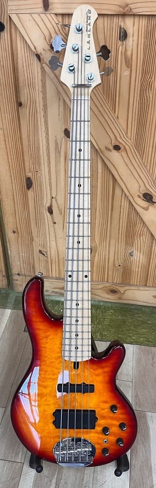2022 Lakland Skyline 55-02 Deluxe 5-string Bass Guitar Honey Burst