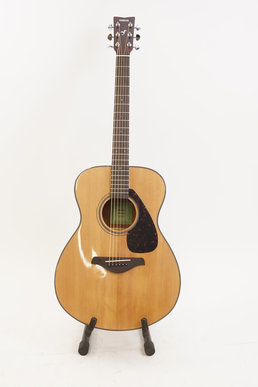 Yamaha FS800J NT Concert-Style Small Body Acoustic Guitar with Solid Spruce Top