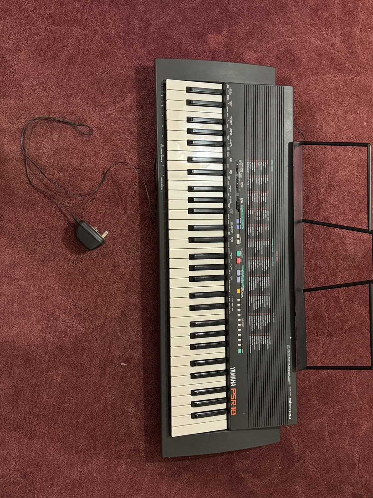Yamaha Portatone PSR-18 Electric Keyboard Piano Synthesizer w/Power Supply Teste