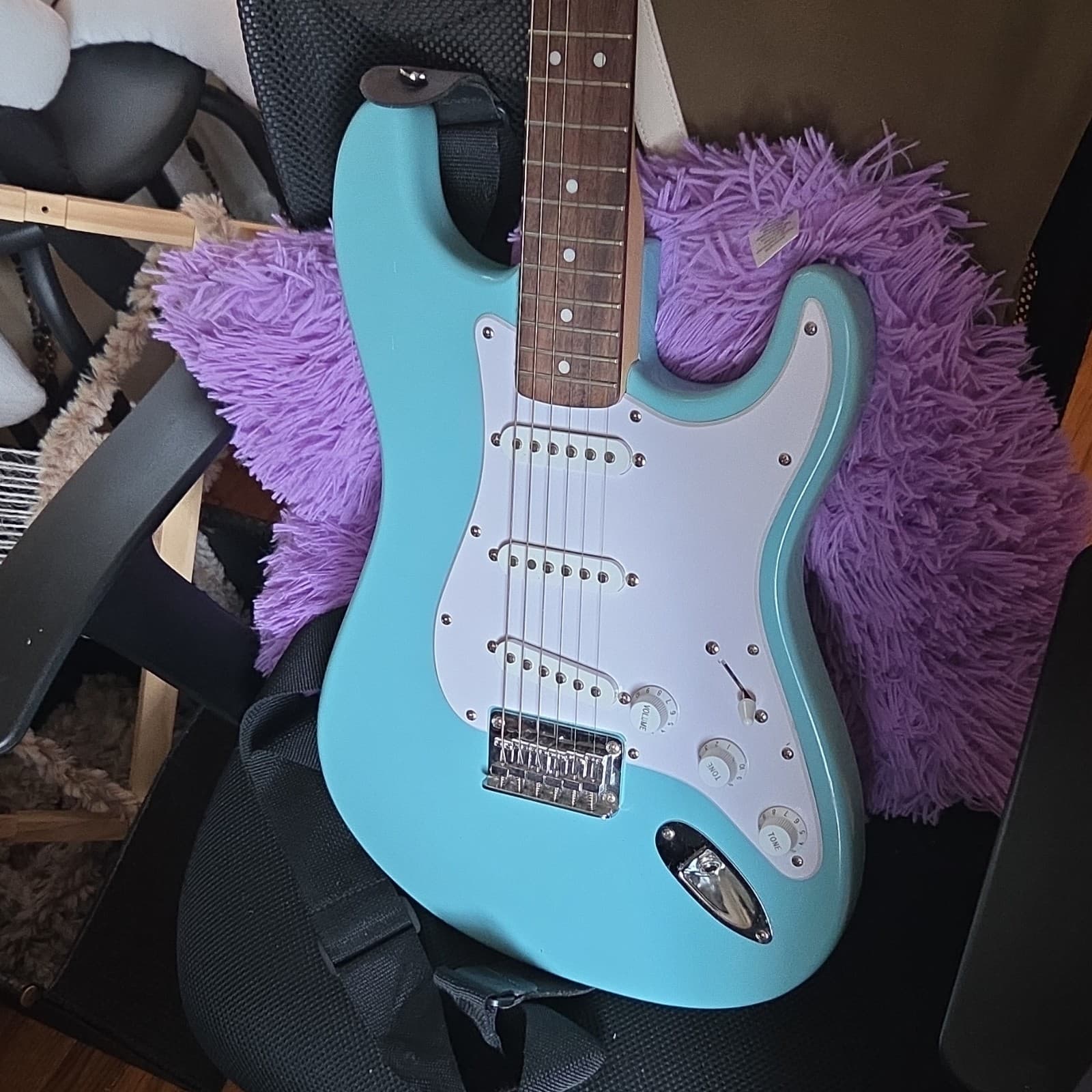 Squier by Fender Stratocaster Electric Guitar Blue w/ Amp, Cable, Strap