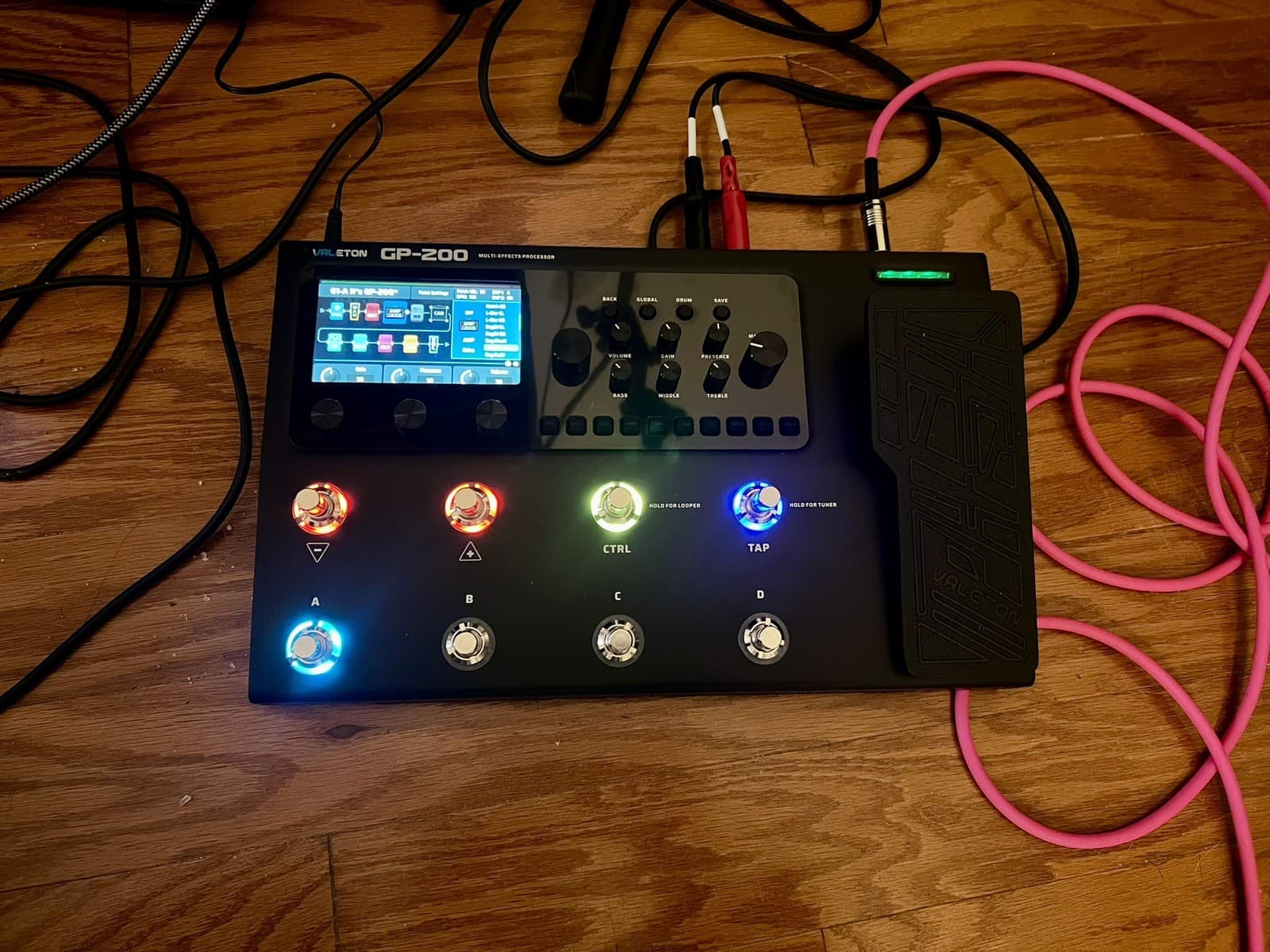 Valeton GP-200 Guitar Bass Amp IR Cabinet FX Loop MIDI I/O Expression Stereo OTG