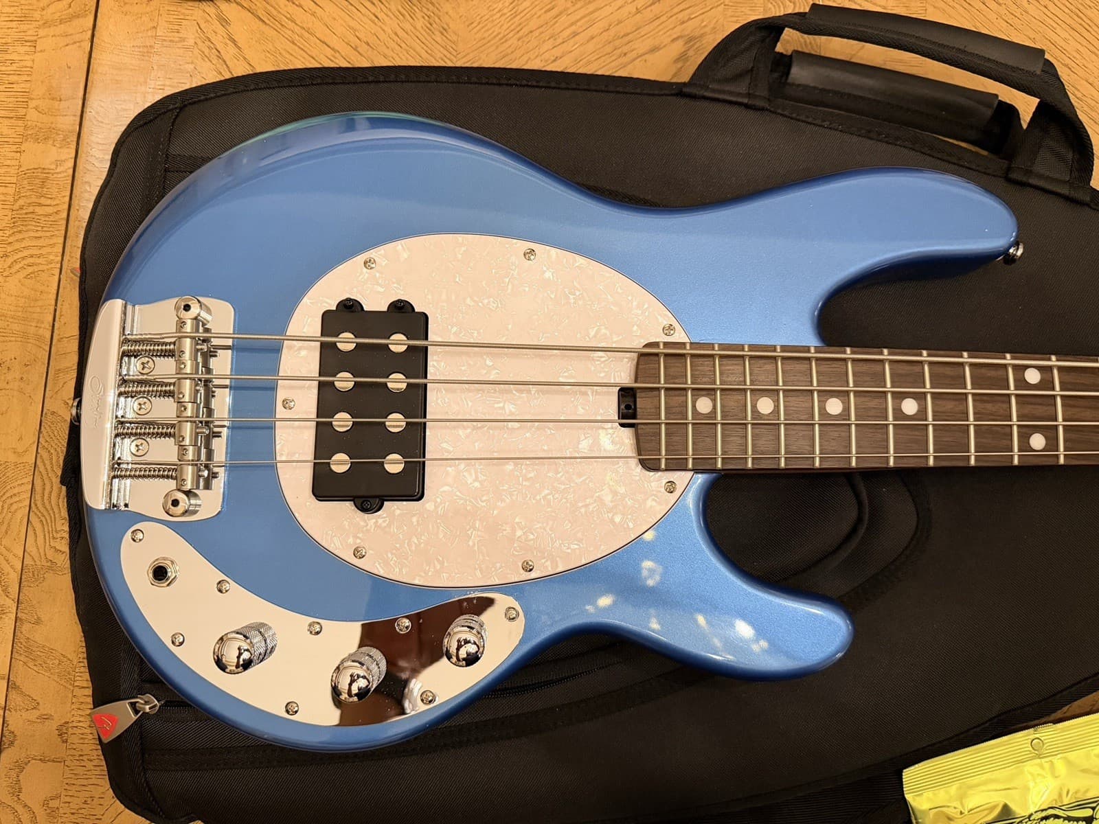 USED Music Man Sterling StingRay Ray4 Maple Chopper Blue White Pickguard