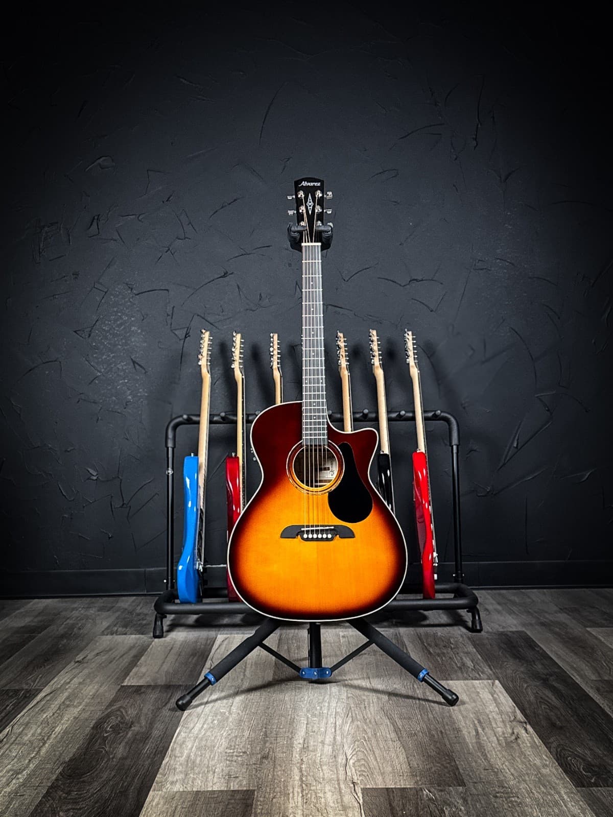 Alvarez RG260CESB Auditorium Acoustic/Electric Guitar - Sunburst