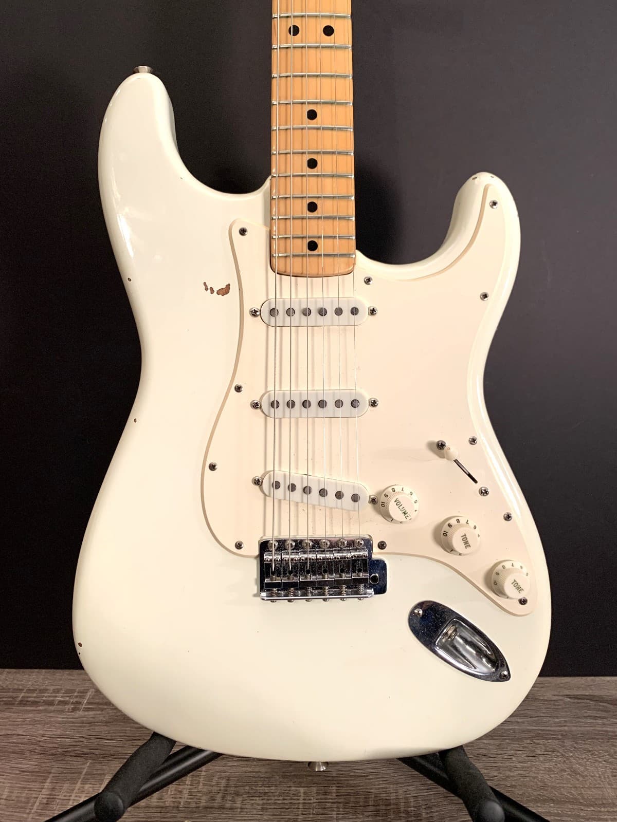 Vintage Fender Stratocaster Guitar 1974/75 Olympic White