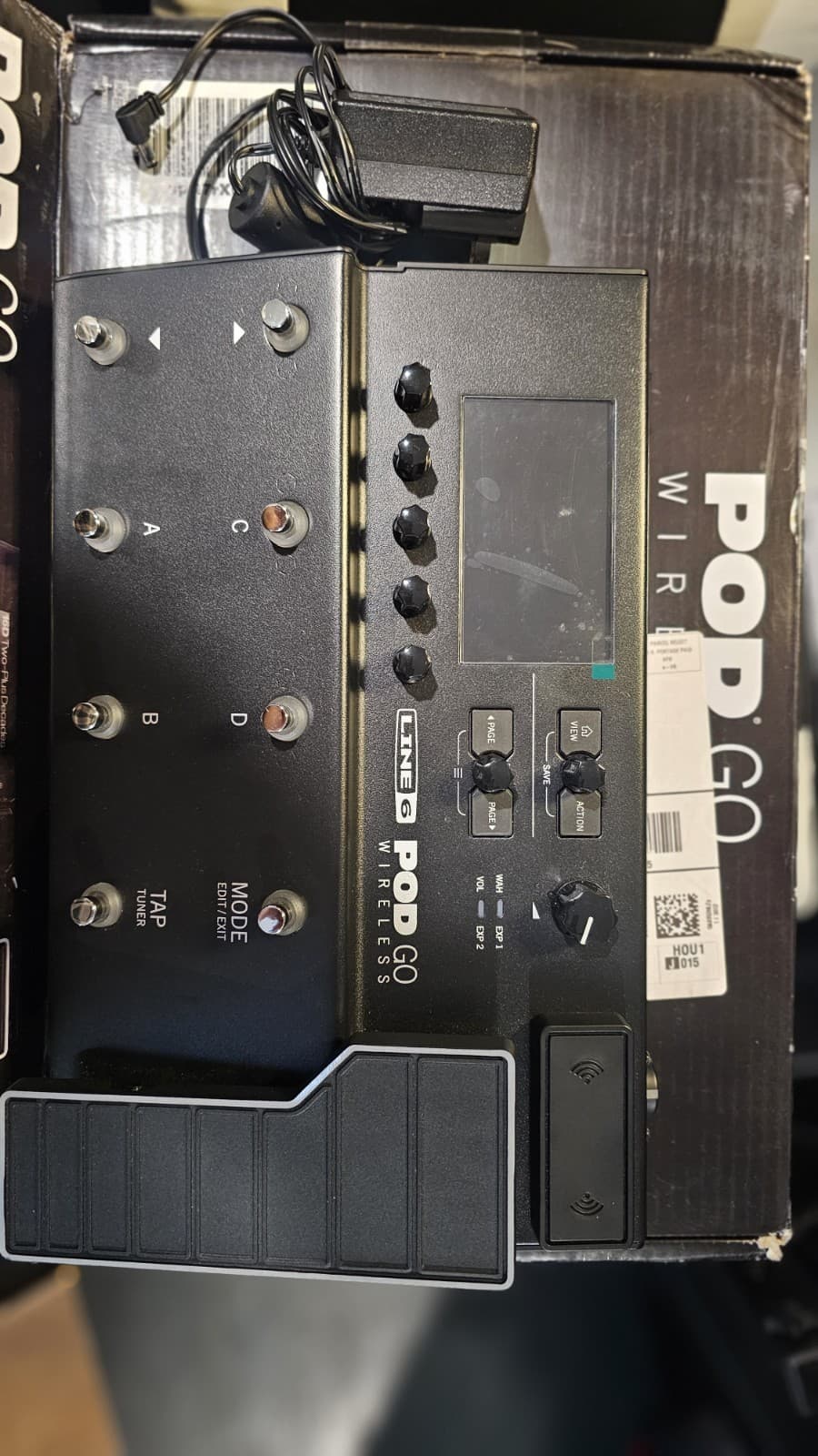 Line 6 POD GO WIRELESS Digital Guitar Multi-Effects Processor Looper