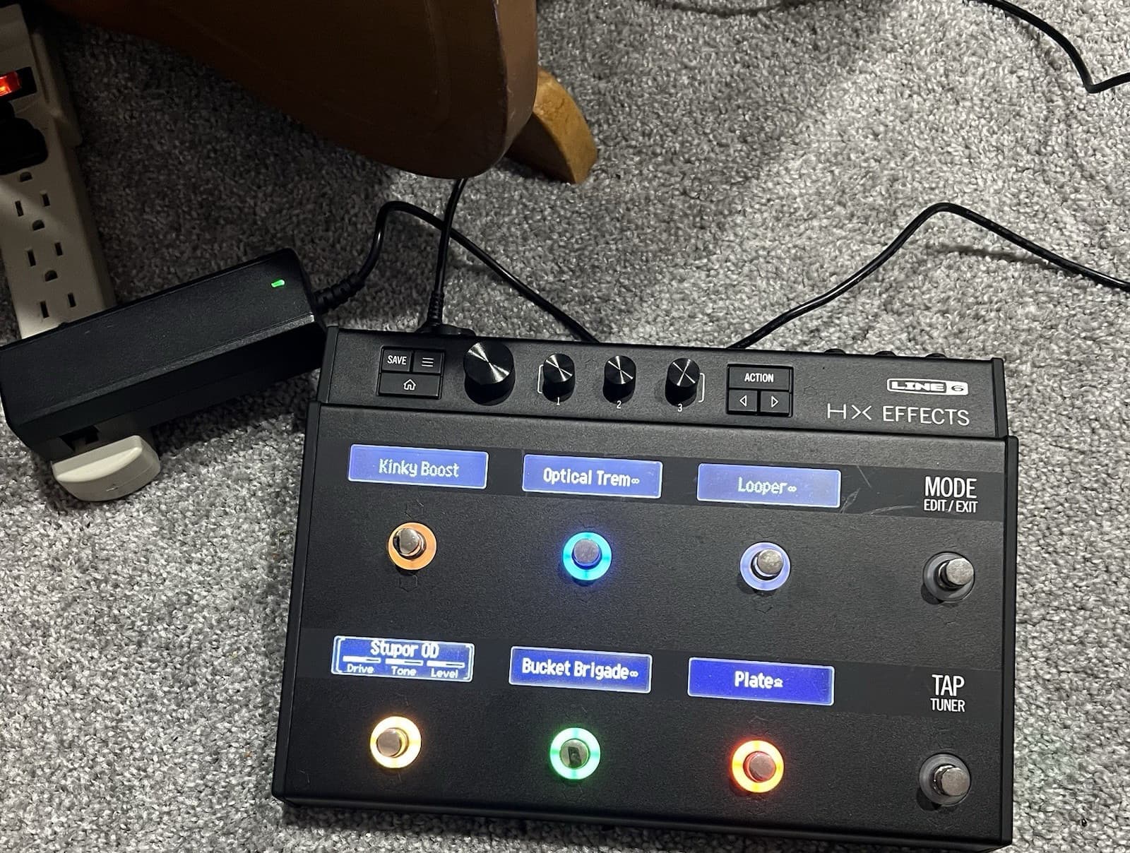 Line 6 HX Effects Digital Multi-Effects Processor Pedal for Guitar/Bass
