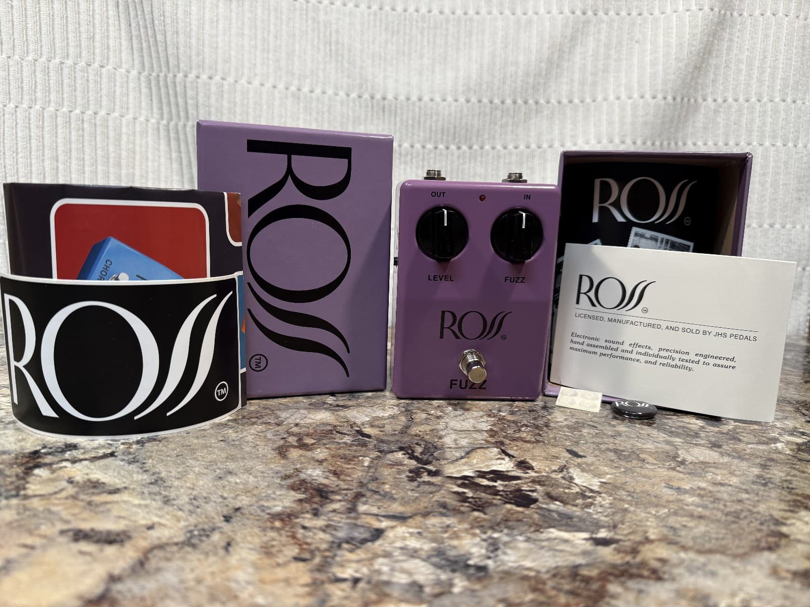 JHS Ross Fuzz Guitar Effect Pedal Kustom Amplifier Distortion