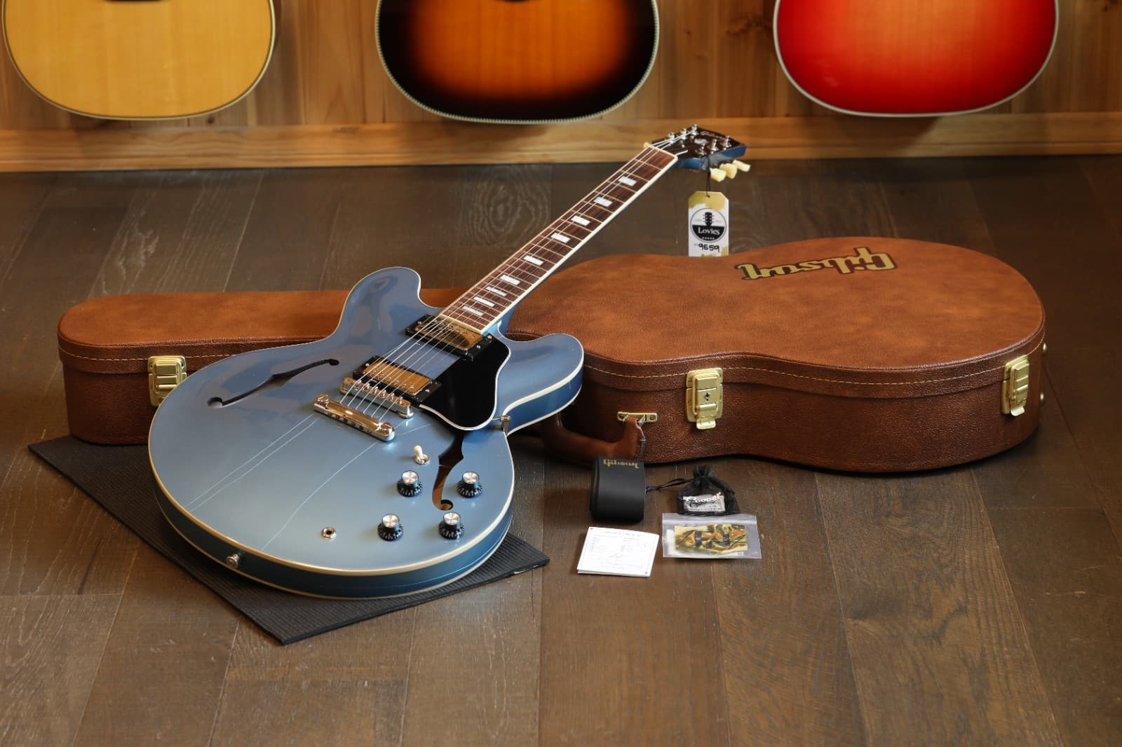 Unplayed! 2024 Gibson ES-335 Block Semi-Hollow Guitar Pelham Blue + OHSC