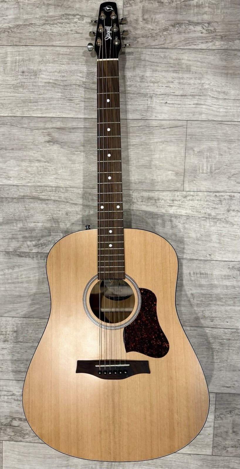 Seagull S6 Original Dreadnought 6-String Acoustic Guitar Mahogany Spruce Natural